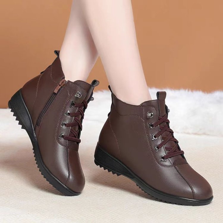 Winter Series 4 : Winter Mom Shoes, Wool Fleece-Lined Warm Cotton Shoes for Women, Anti-Slip Short Snow Boots for Middle-Aged and Elderly